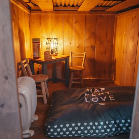 Cosy Forest Lodge Penrhos  Exterior foto